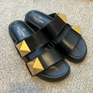 Valentino Garavani Sandles